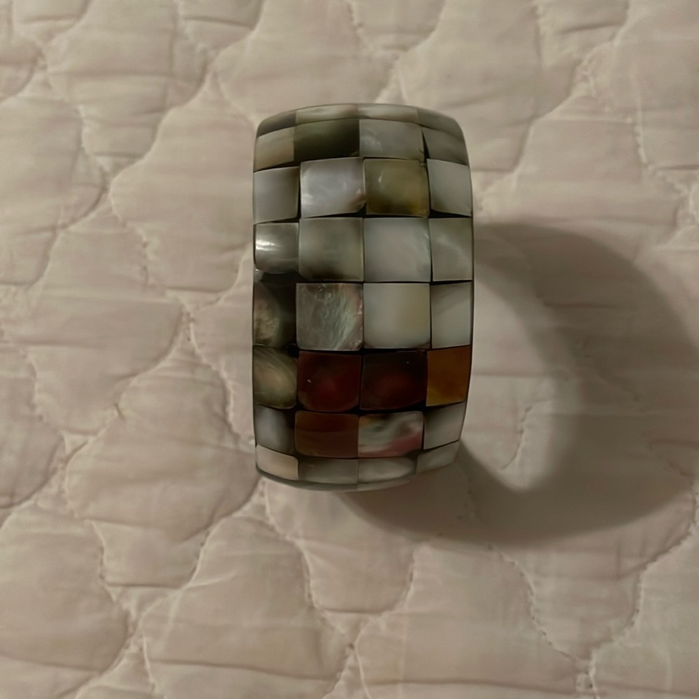 Mother of pearl inlaid bracelet- new
